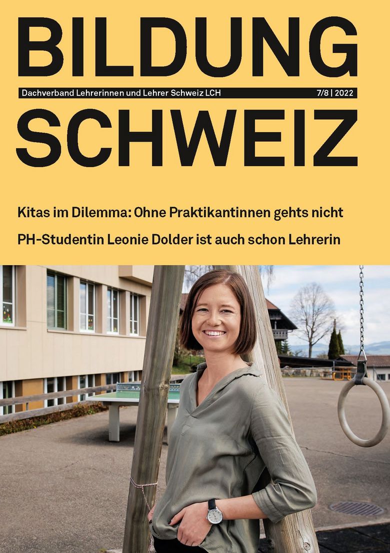 Die Titelseite von BILDUNG SCHWEIZ zeigt die PH-Studentin Leonie Dolder.
