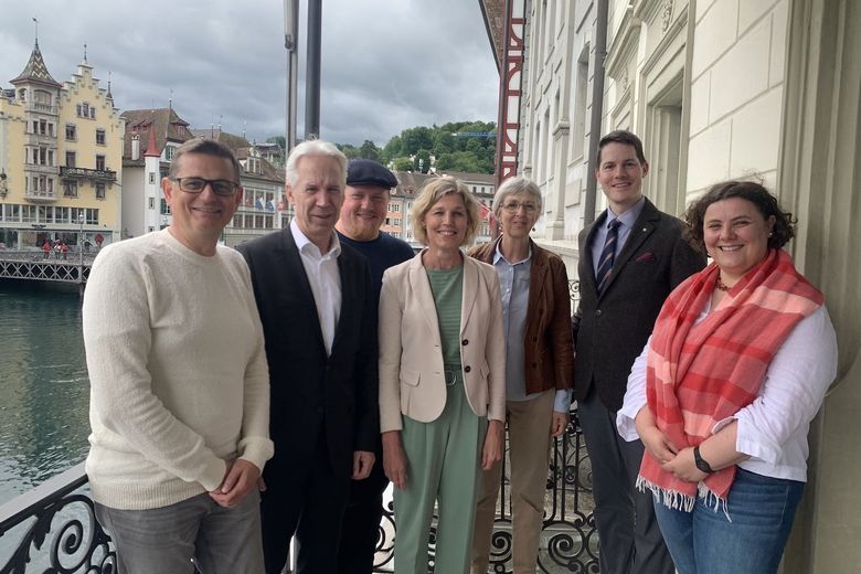 Gruppenbild an der Reuss in Luzern.