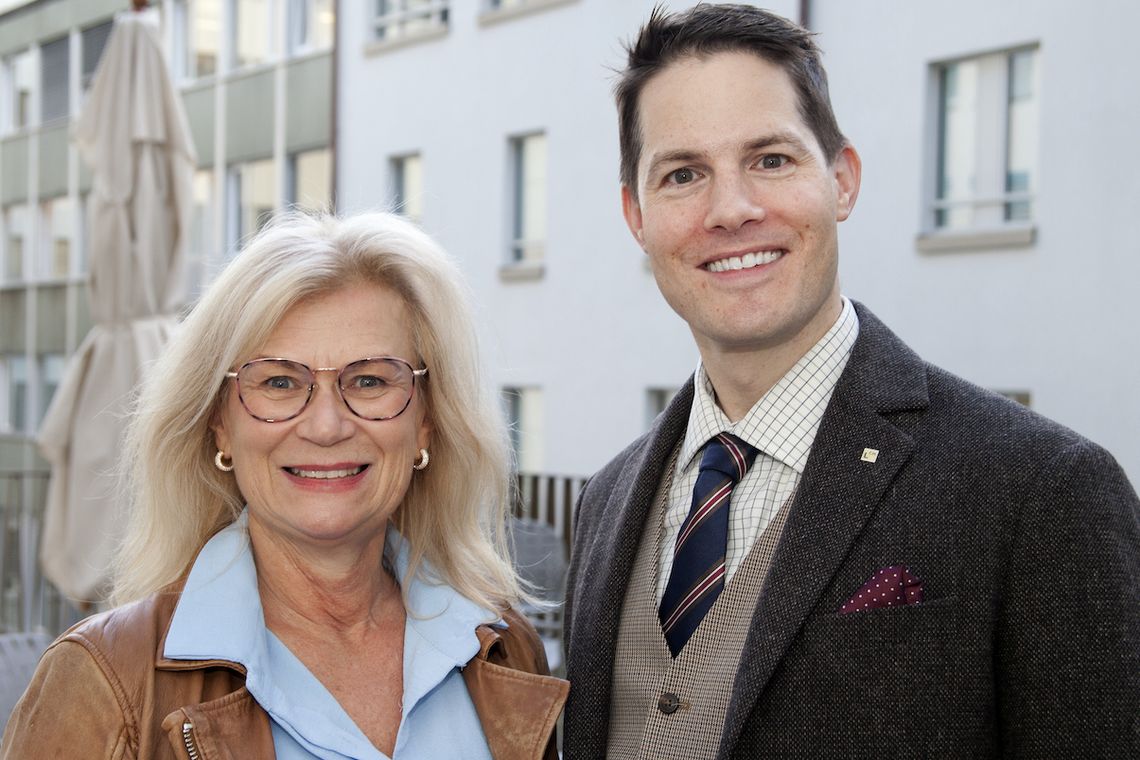 Doppelporträt von Dorothee Miyoshi und Beat A. Schwendimann, Mitglieder der Geschäftsleitung LCH.