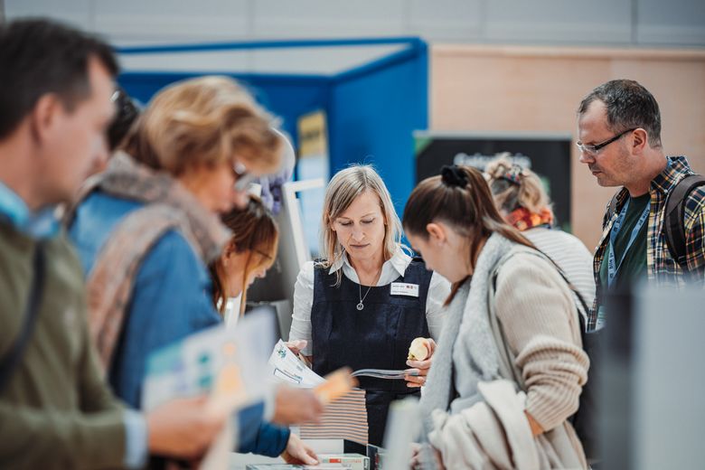 An der Swissdidac kommen Messe, Referate und Workshops zusammen.