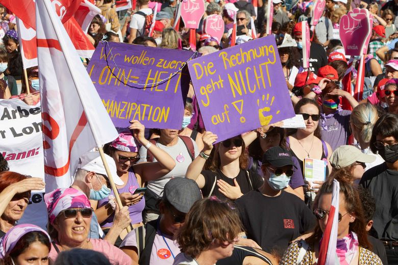 Demonstration am 18. September vor dem Bundeshaus gegen Rentenabbau